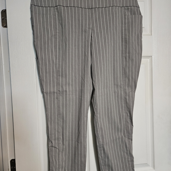 Apt. 9 Pants - Apt. 9 Gray Striped Trousers